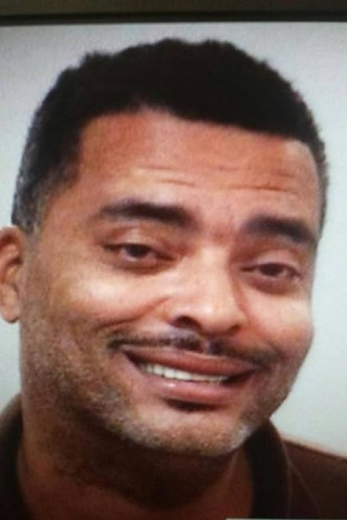 Illustration for article titled Ohio Fugitive Hated Warrant Mug Shot, so He Sent Cops a Better Photo